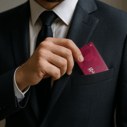 MYCARD - BUSINESS permette la personalizzazione completa della grafica sia fronte che retro. Potrai inserire il tuo logo o qualsiasi altra caratteristica grafica